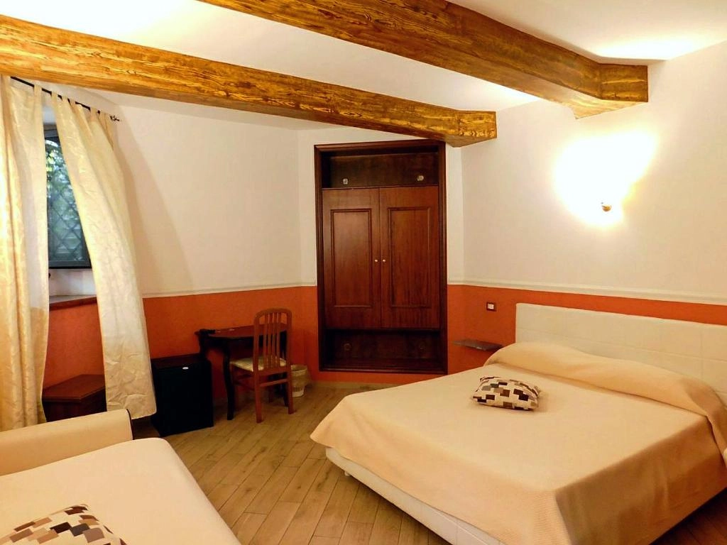 Camera Tripla con bagno privato